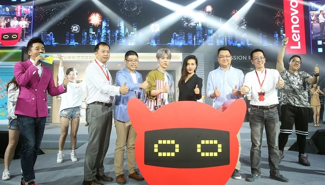 联想要借鹿晗代言的“小新”笔记本抢夺更多年轻用户