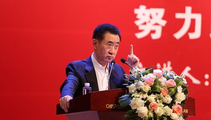【文娱早报】王健林承诺万达上市绝不套现 “巨石”强森考虑参加总统大选