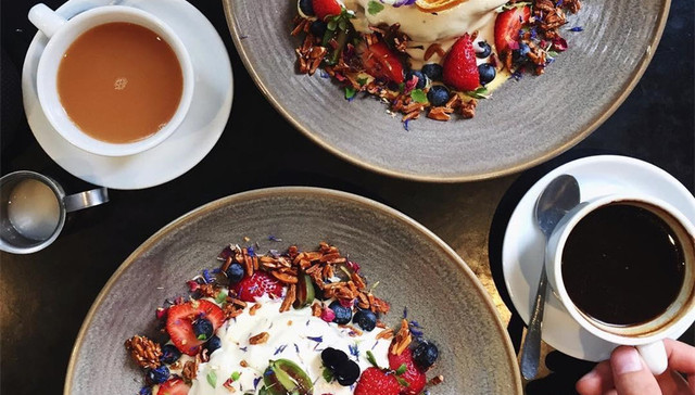 研究说餐前爱拍美食照不是病，以及告诉你5种INS上的餐食照美学