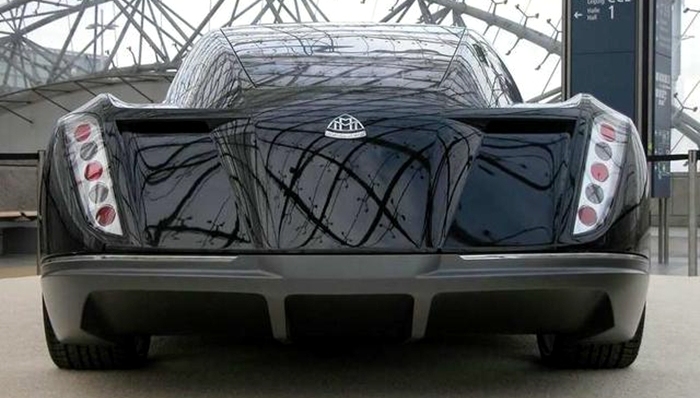 这辆车全球只有一辆 车牌却不知道挂哪里