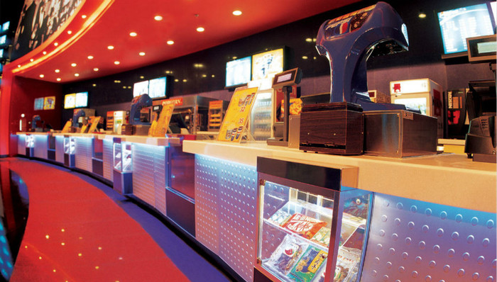 娃娃机、迷你KTV、VR机……影院做哪一种最赚钱？