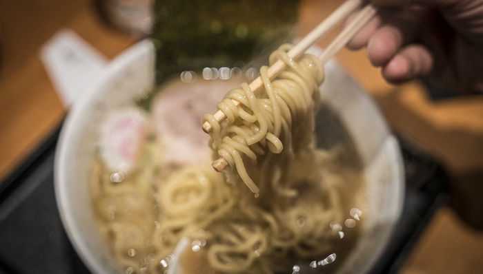 日本丸龟制面母公司要买下香港谭仔云南米线  意在打入内地市场