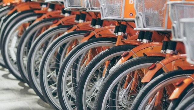 ofo,,摩拜，共享充电宝，共享单车