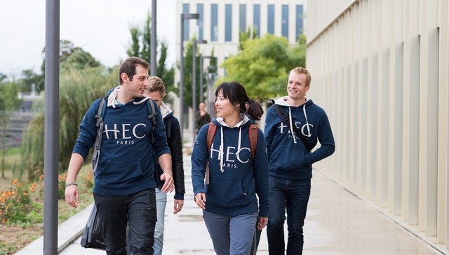 花十万美元读一个时尚行业MBA学位究竟划不划算？