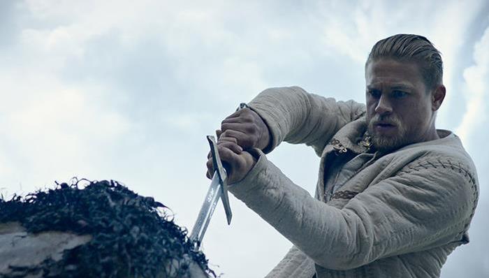 小贝也救不了！《亚瑟王》票房惨不忍睹