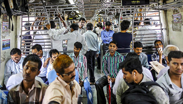 宝莱坞,印度电影,GQ,摔跤吧!爸爸,助攻,女人,坐地铁,旁遮普服,露肉,真相访谈