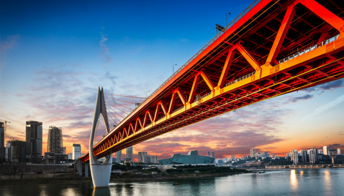 重庆：提升发展新动能 激活经济新棋局