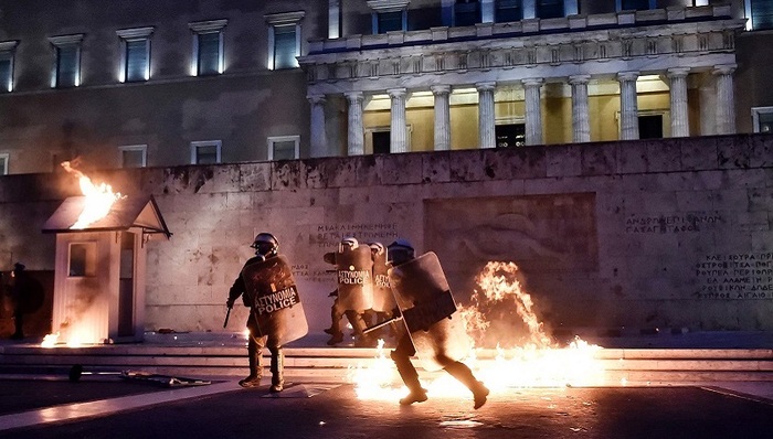 希腊债务,希腊救助计划