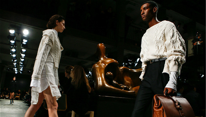 Burberry,时尚商业说