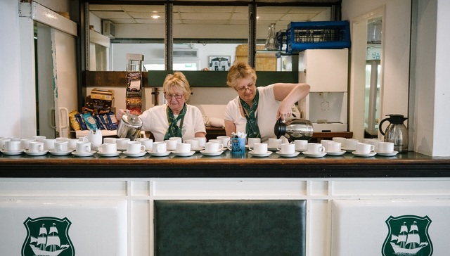 英格兰足坛的另类风景线：他们，曾经“欺负”弗爵爷