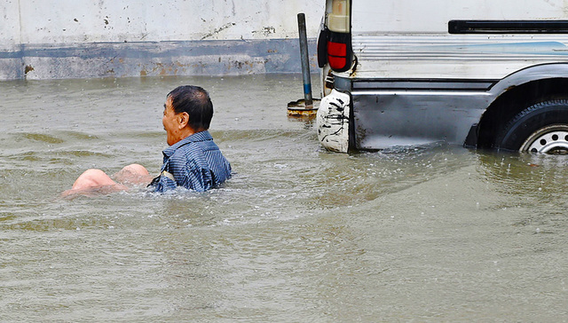长江流域,长江中下游,洪水,长江上游,太湖地区,长江干堤,局地,强降雨,水库管理,淤地坝