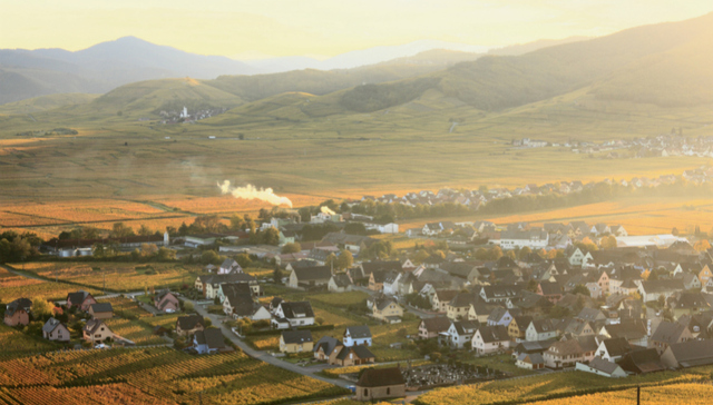 传统村落如何改造为乡村度假综合体？全套实施方案及借鉴案例