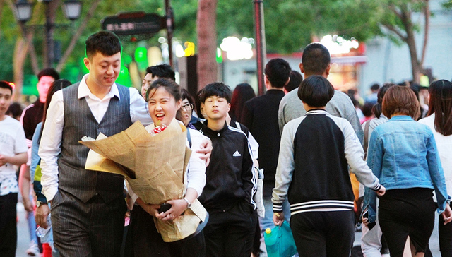 青年特点,闪婚,世纪佳缘,7年之痒,青年男女,冷暴力,90后,大日子,硬件,红叔