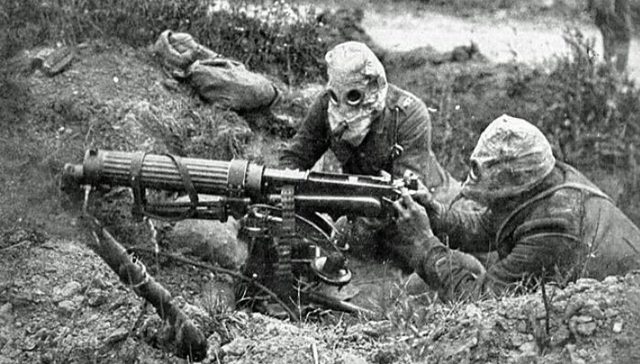 沿用一个世纪至今的11种一战创新武器装备