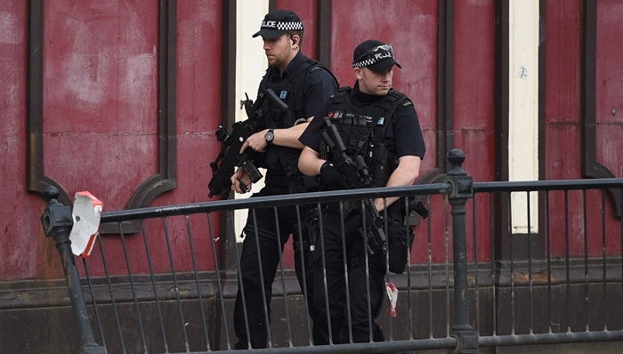 曼彻斯特,ISIS,英国