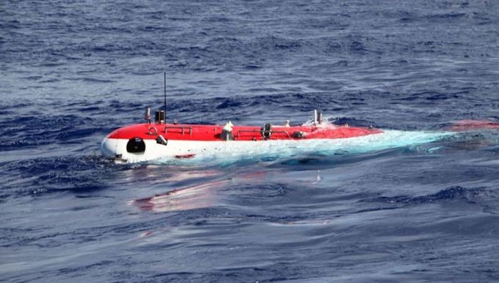 马里亚纳海沟,挑战者深渊,蛟龙号,载人潜水器,第一潜