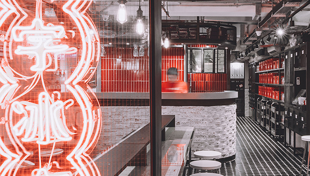 香港茶餐厅那么多怎么挑？现代设计加上怀旧元素必定让人中意