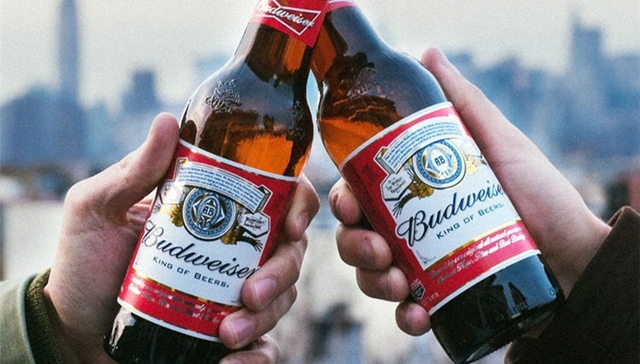 百威英博将投20亿美元重振品牌   除了啤酒还有气泡水和茶饮