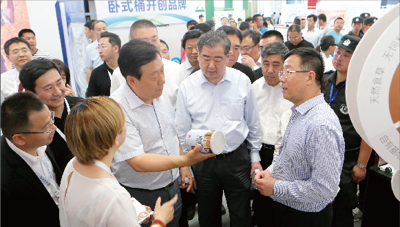 专家：毛驴扶贫已成为中国精准扶贫的有效模式