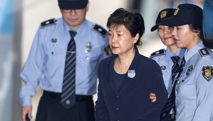 权力游戏,亚洲社会