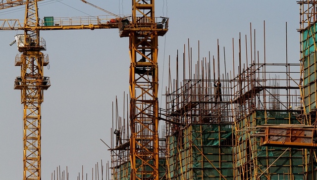 房企融资全线收紧 开发商将迎大考