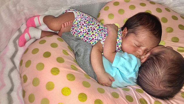 看完这幅图 我好像理解了想生二胎的家长们