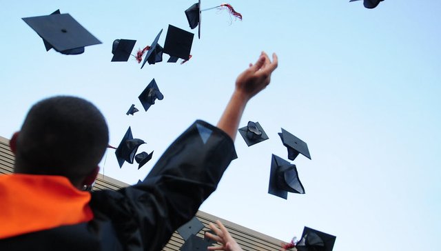 WAGQ-FM,川普,施瓦辛格,毕业典礼,小编,美国人民,阵容,美国副总统,美国总统,学校