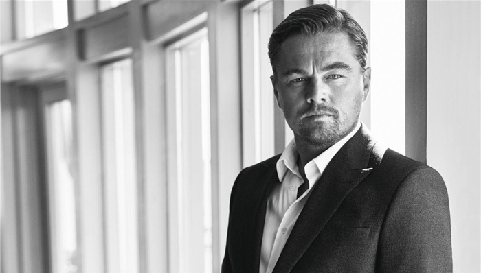 “模特收割机”小李子戛纳慈善晚会上与众超模热聊