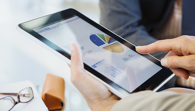 基金净值,基金跌幅,基金表现,基金单位净值,基金业绩,公募基金,基金重仓,股票型基金,立讯,精选基金