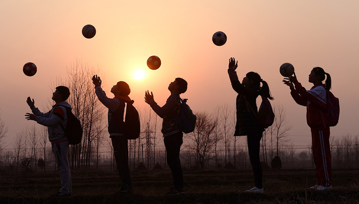 留守儿童,爸爸妈妈,课改,老师,远方,家书,同学,六一,千纸鹤,蹲点