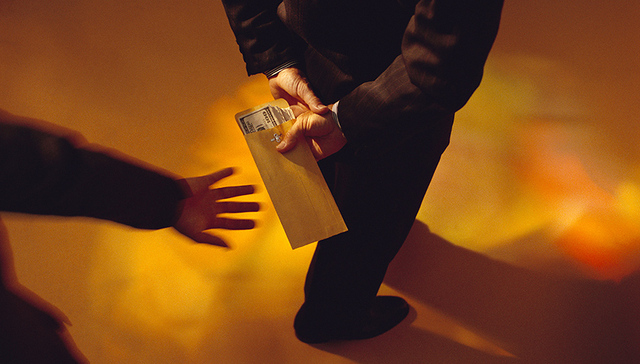 宋林,华润创业,华润万家,被告人,获刑,并处罚金,华润集团,董事长职务,有期徒刑,谋取利益