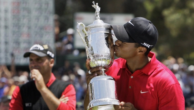 从“老虎”变成“病猫” 丑闻缠身的泰格·伍兹早已走下高尔夫神坛