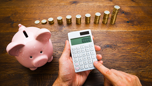 拼过万能险的险企偿还债务能力偏低 这17家寿险公司踩线