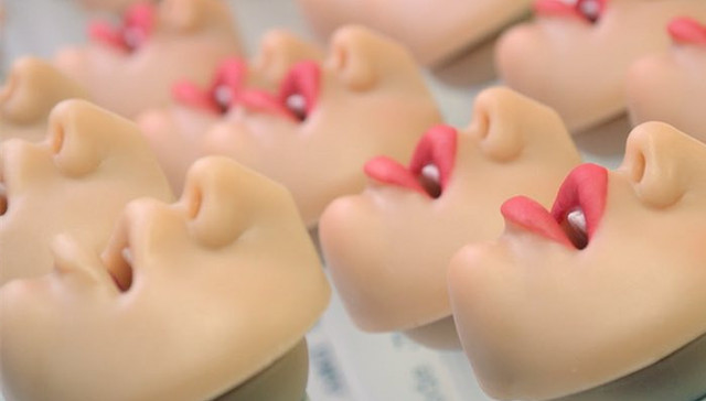 一场制造世界上首个情趣机器人的赛跑