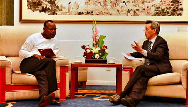 赞比亚警方近日抓捕31名中国公民 中方已提出交涉