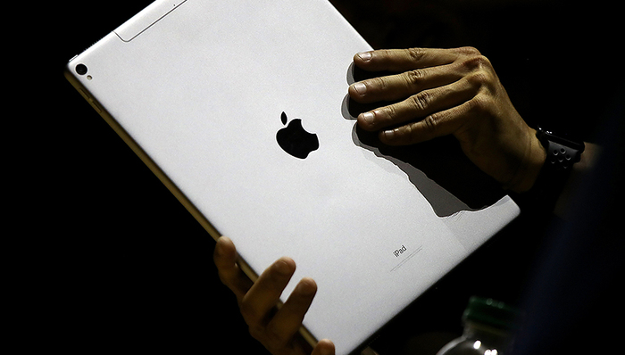 iPad,Pro,图赏,电竞,新境界,现场实测,帧数,新特性,任务栏,Files