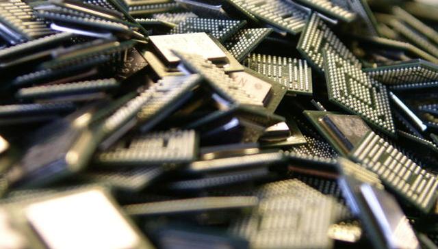 国产手机芯片对抗升级：“国字号”联姻高通，谁获益最大？