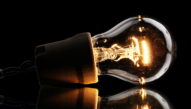 发改委专家：要消纳“弃风”“弃光”导致的垃圾电问题