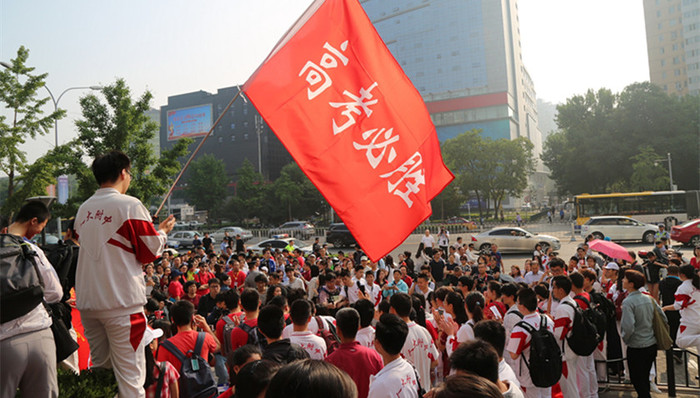 高考,山东,替考,大学生,请假,重庆,准考证,民警,呼和浩特,交警,便民点,城管,互殴