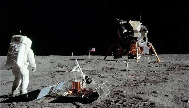 【行李】下次你去月球旅行，记得捡台价值55万欧元的哈苏相机当纪念品