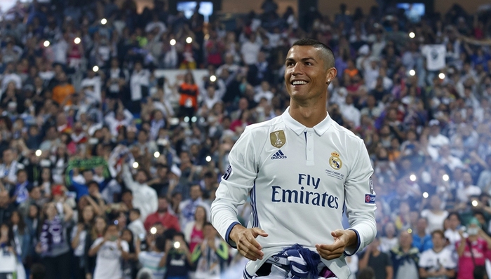 福布斯运动员收入榜：C罗力压詹皇居首 NBA四大球星杀入前十