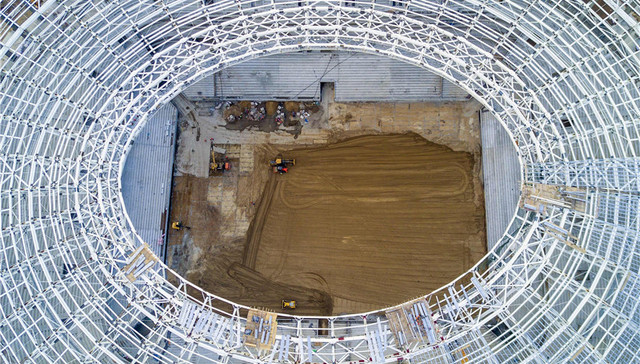 俄罗斯世界杯倒计时1年 被压榨的劳工却成了主角