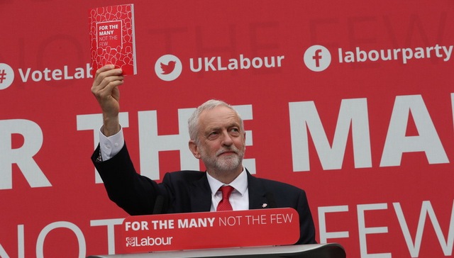 与特雷莎·梅一较高下的科尔宾 竟是这样一位神奇人物