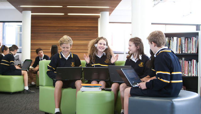 校长,学校教育,家庭教育,高中课程,文化过渡,高中阶段,高中招生,超前学习,尊重学生,Tim