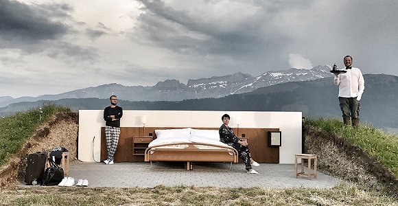 这是一个连门和屋顶都没有的酒店 但它有管家 售价还达到了2000元