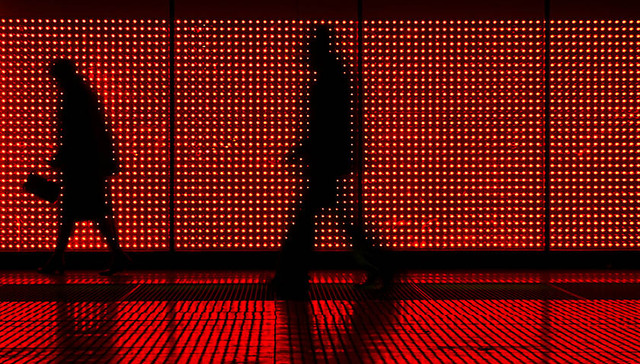 LED公司中报业绩继续飘红 这四家净利润增速超过100%