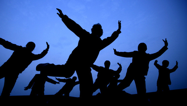 广场舞,篮球场,老年人精神需求