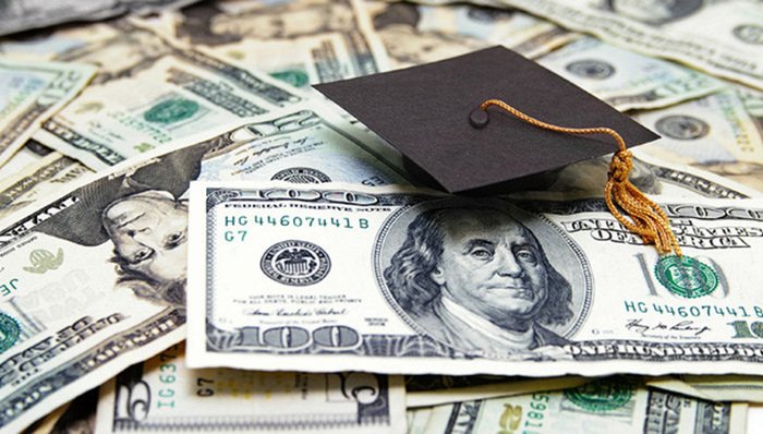 教育事业,外媒,中国富豪,捐款,中国创造,胡润,时代报,纽卡斯尔大学,房地产开发商,高考