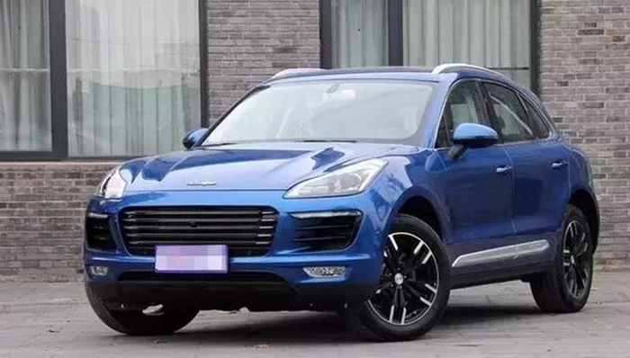 喜欢钻豪车的妹子注意了 你可能上了一辆假豪车