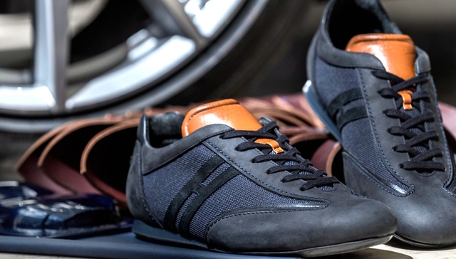 天哪！阿斯顿马丁竟然出跑鞋了